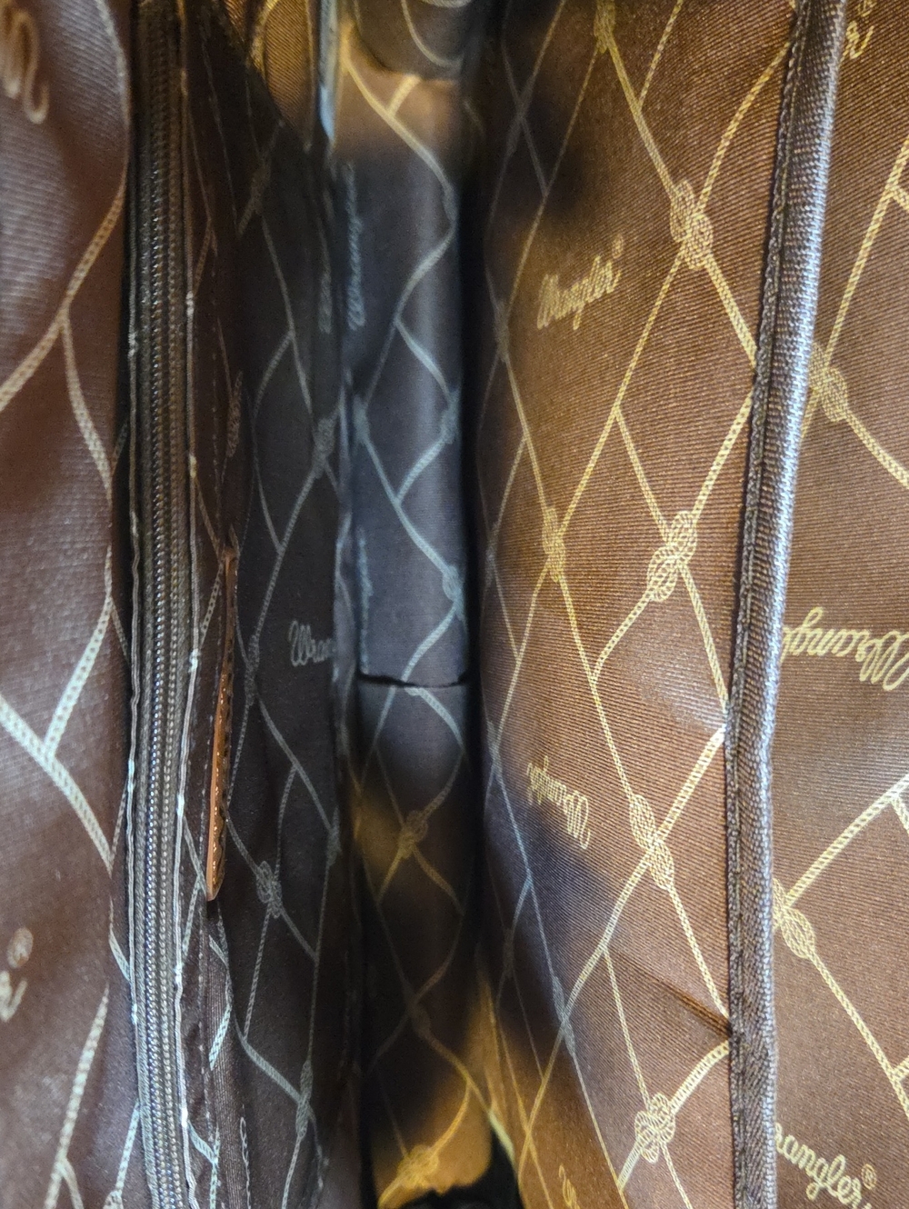 Wrangler Aztec Pattern Tote Bag in Light Blue and Brown - Picture 4 of 6